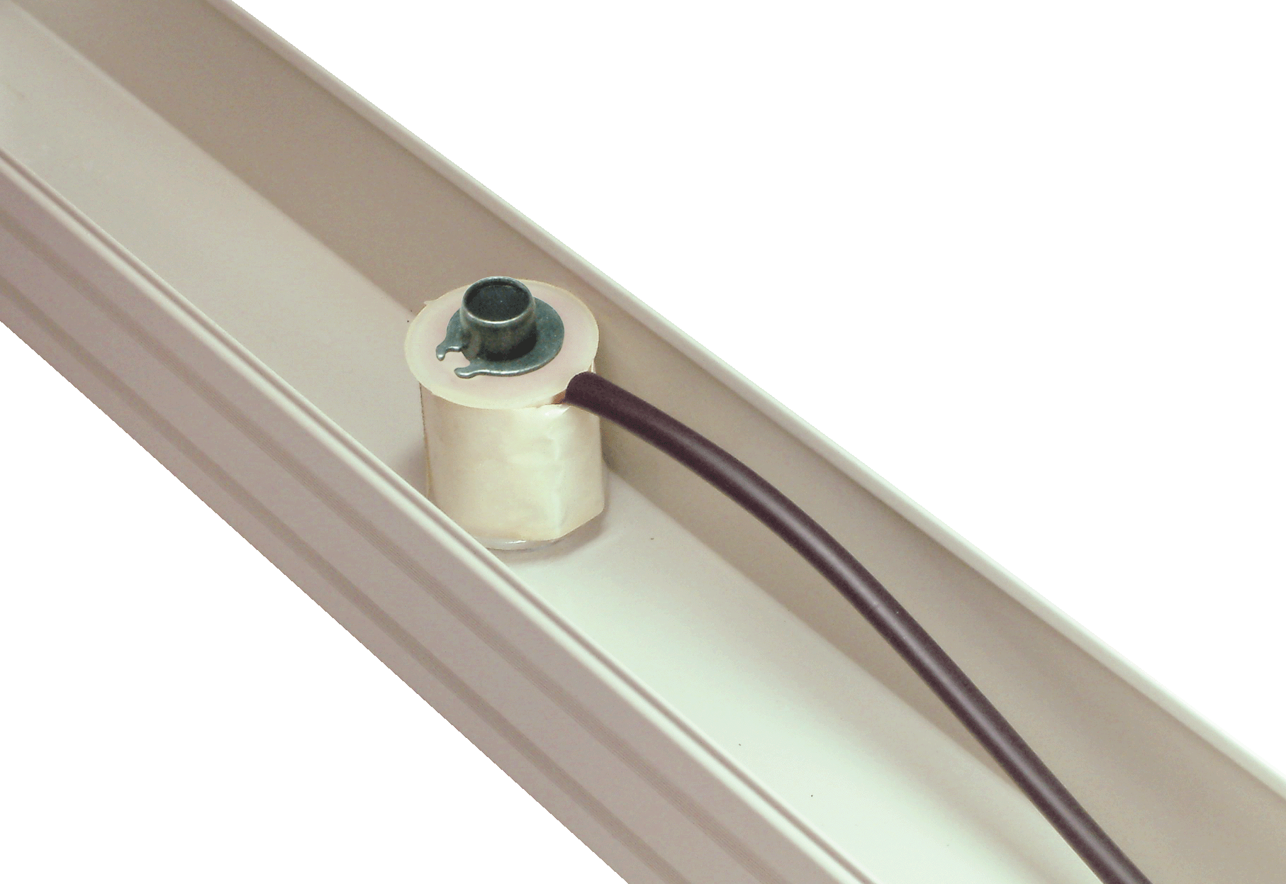 Bobina G/I fissata all'interno del cassonetto